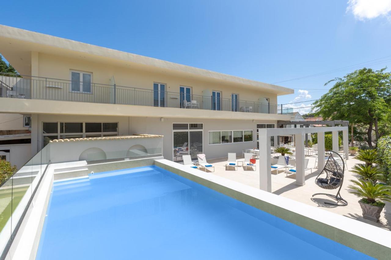 Melina Oasis Boutique Hotel Κασσιόπη Εξωτερικό φωτογραφία